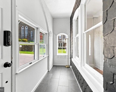 1810 Mt Salem Lane - Photo Thumbnail 1
