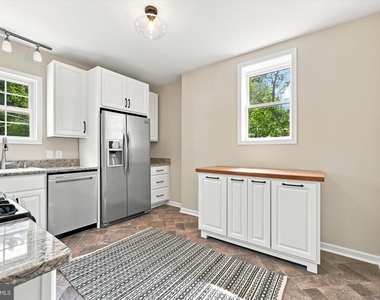 1810 Mt Salem Lane - Photo Thumbnail 5