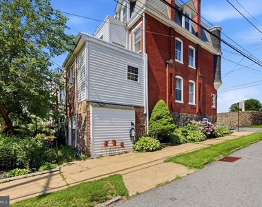 1810 Mt Salem Lane - Photo Thumbnail 13