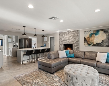 35 Presidio Rd - Photo Thumbnail 1