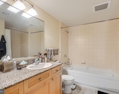 777 7th Street Nw - Photo Thumbnail 28