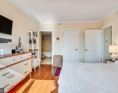 777 7th Street Nw - Photo Thumbnail 22