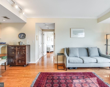 777 7th Street Nw - Photo Thumbnail 8