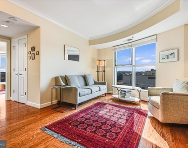 777 7th Street Nw - Photo Thumbnail 4