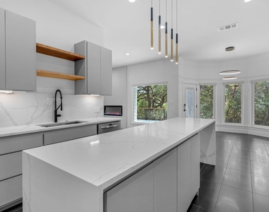 414 New Lido Dr - Photo Thumbnail 7