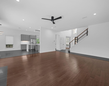 414 New Lido Dr - Photo Thumbnail 5