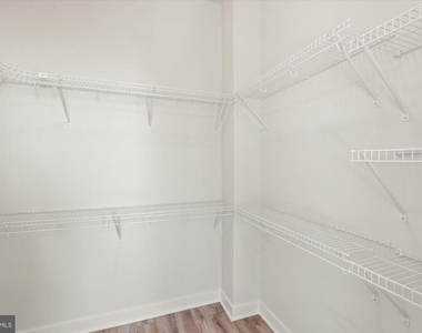 460 New York Ave Nw - Photo Thumbnail 22
