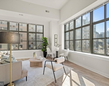 460 New York Ave Nw - Photo Thumbnail 3