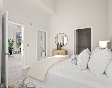 460 New York Ave Nw - Photo Thumbnail 19
