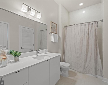 460 New York Ave Nw - Photo Thumbnail 20