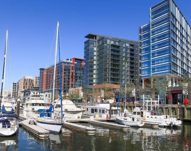 1311 Delaware Avenue Sw - Photo Thumbnail 19