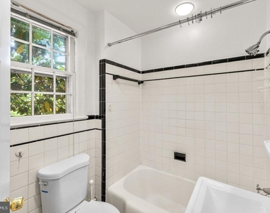 3341 Dent Place Nw - Photo Thumbnail 27
