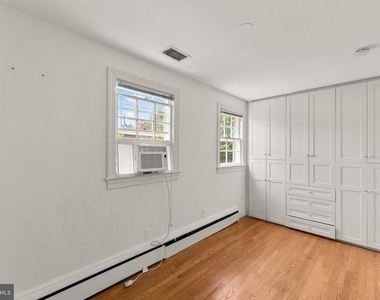 3341 Dent Place Nw - Photo Thumbnail 22
