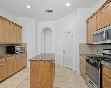 117 Hornsby Trl - Photo Thumbnail 11