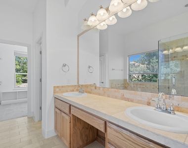 117 Hornsby Trl - Photo Thumbnail 16
