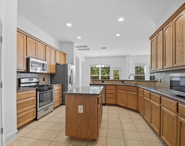 117 Hornsby Trl - Photo Thumbnail 9