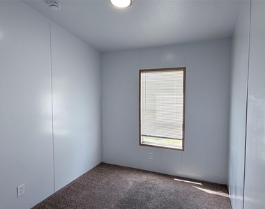 116 Guadalupe St - Photo Thumbnail 8