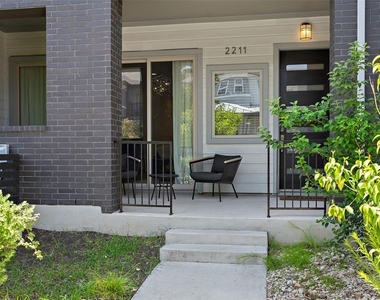 2211 Robert Browning St - Photo Thumbnail 1
