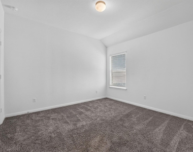 516 Panzano Dr - Photo Thumbnail 13