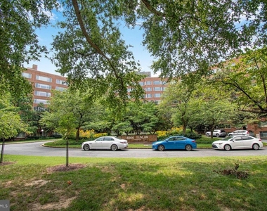 4000 Tunlaw Road Nw - Photo Thumbnail 16