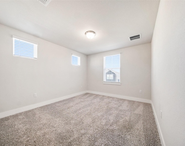 7507 Harmony Shoals Bnd - Photo Thumbnail 28