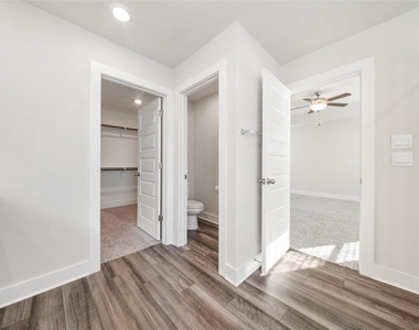 7507 Harmony Shoals Bnd - Photo Thumbnail 21