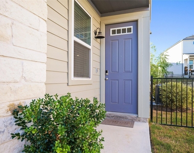 7507 Harmony Shoals Bnd - Photo Thumbnail 2
