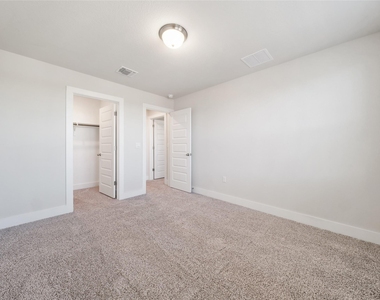 7507 Harmony Shoals Bnd - Photo Thumbnail 27