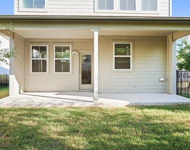 7507 Harmony Shoals Bnd - Photo Thumbnail 3