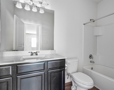 205 Athena Way - Photo Thumbnail 12
