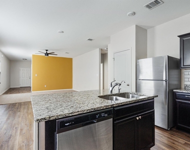 205 Athena Way - Photo Thumbnail 7