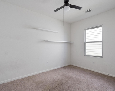 205 Athena Way - Photo Thumbnail 11