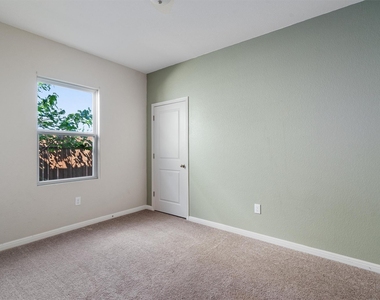 205 Athena Way - Photo Thumbnail 14