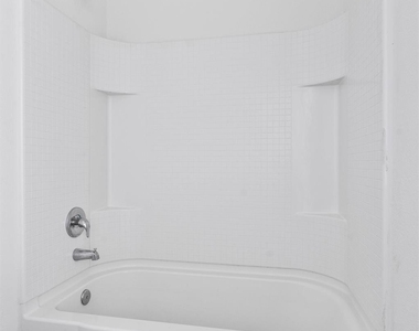 205 Athena Way - Photo Thumbnail 13