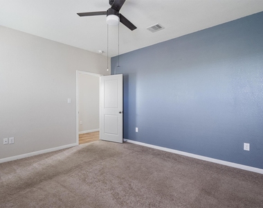 205 Athena Way - Photo Thumbnail 10