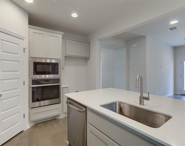 8729 Belknap Rd - Photo Thumbnail 12