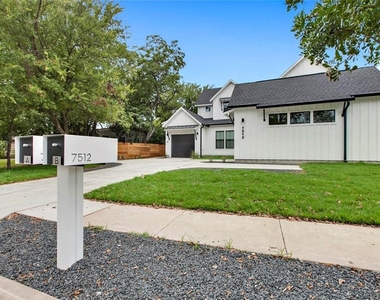 7512 Delafield Ln - Photo Thumbnail 22