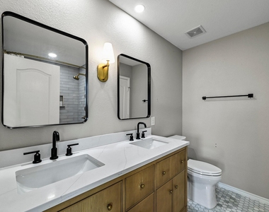 214 Briarwood Dr - Photo Thumbnail 17