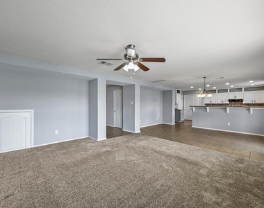 214 Briarwood Dr - Photo Thumbnail 5