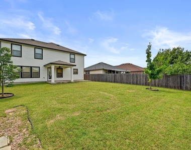 214 Briarwood Dr - Photo Thumbnail 32
