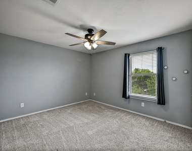 214 Briarwood Dr - Photo Thumbnail 24