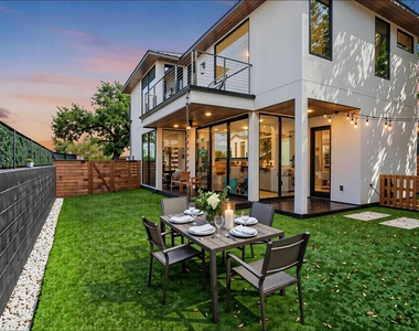 1901 Hamilton Ave - Photo Thumbnail 1