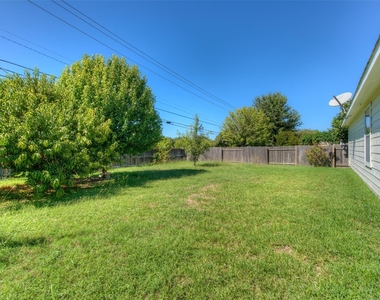 1632 Belvedere Pl - Photo Thumbnail 20