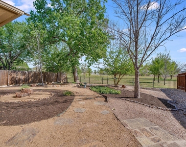 4029 Lake Edge Way - Photo Thumbnail 22