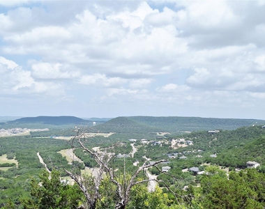 8310 Bar K Ranch Rd - Photo Thumbnail 29