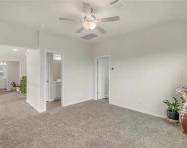 223 Balsam St - Photo Thumbnail 29
