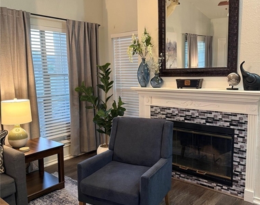 3404 American Dr - Photo Thumbnail 11