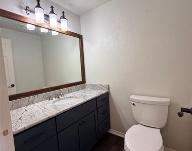3404 American Dr - Photo Thumbnail 13