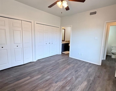 3404 American Dr - Photo Thumbnail 16