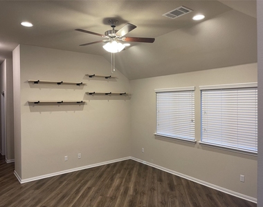 108 Lasino Dr - Photo Thumbnail 16